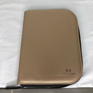 Traveling jewelry case !